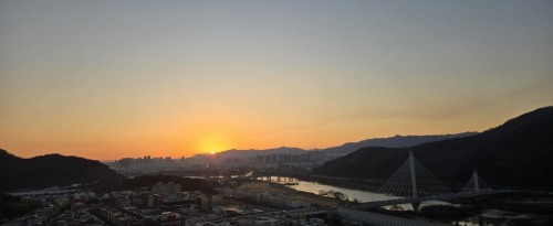 동상 와룡대교 일출 - 이강준