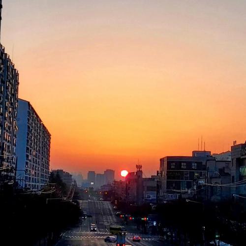 [동상]김기령 - 불타는 저녁노을을 바라보며